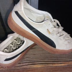 Size 10 Women's Puma