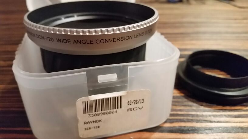 Raynox dcr-720 wide angle conversion lens 0.72x