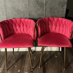 2 Chairs 