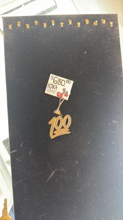 100