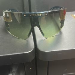 Versace 