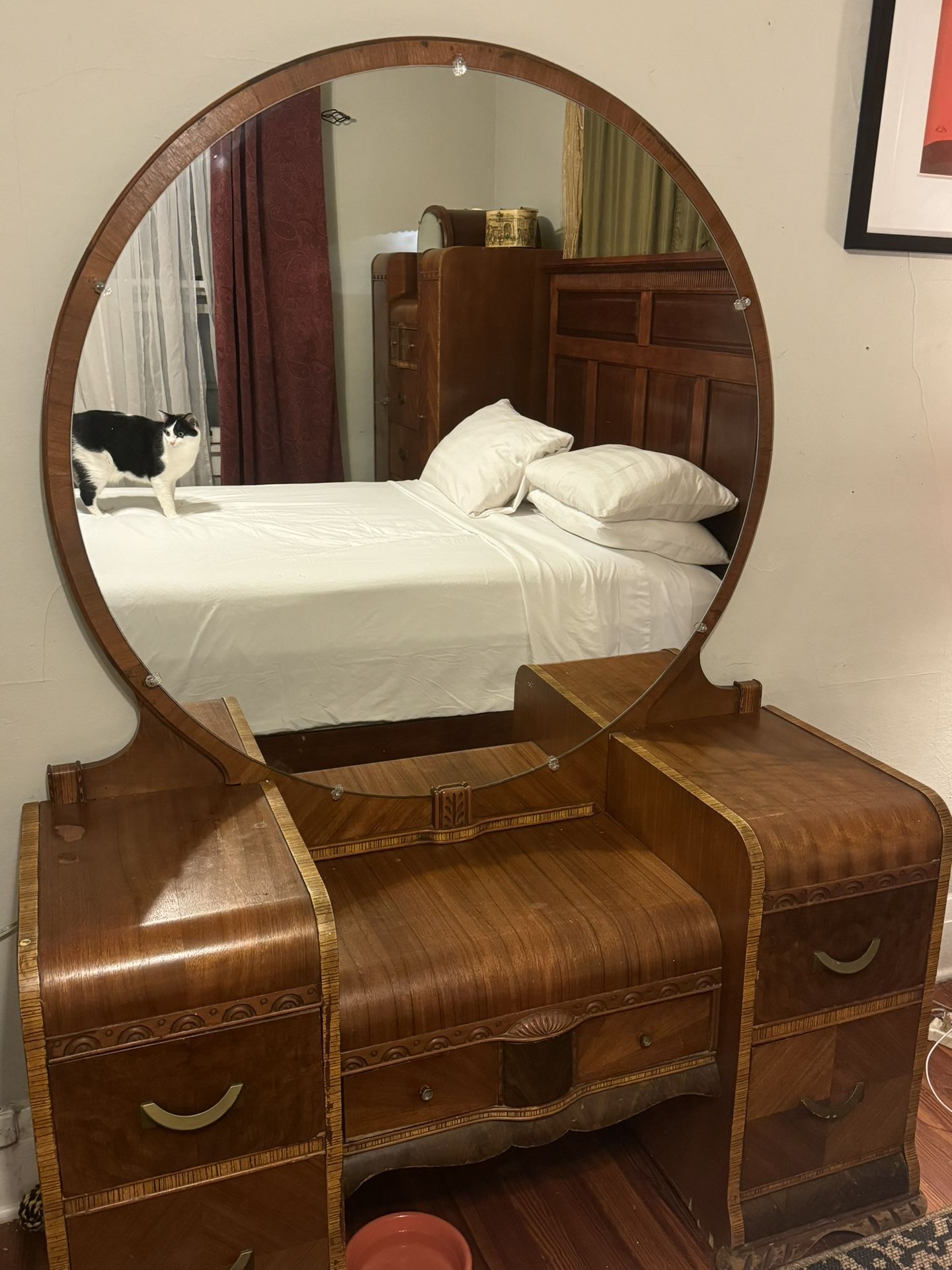 Vintage Art Deco Waterfall Bonnet Dresser