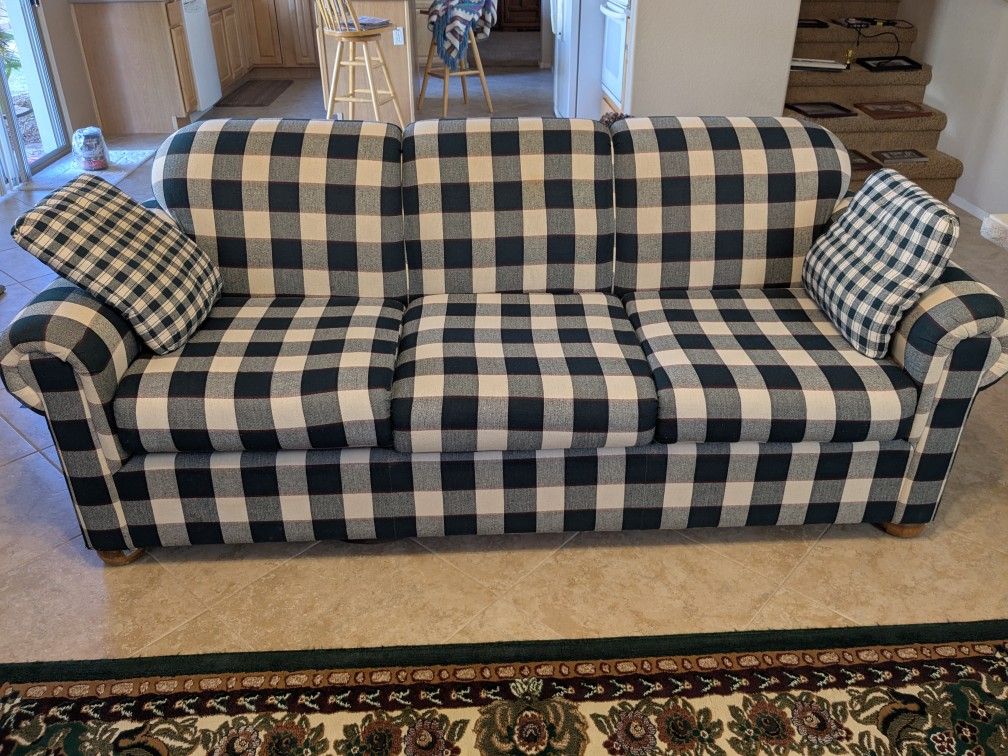 Couch & Loveseat