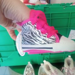Brand New Stepping Stones Baby Soft bottom Shoes Pink Zebra Size 2.  3-6m