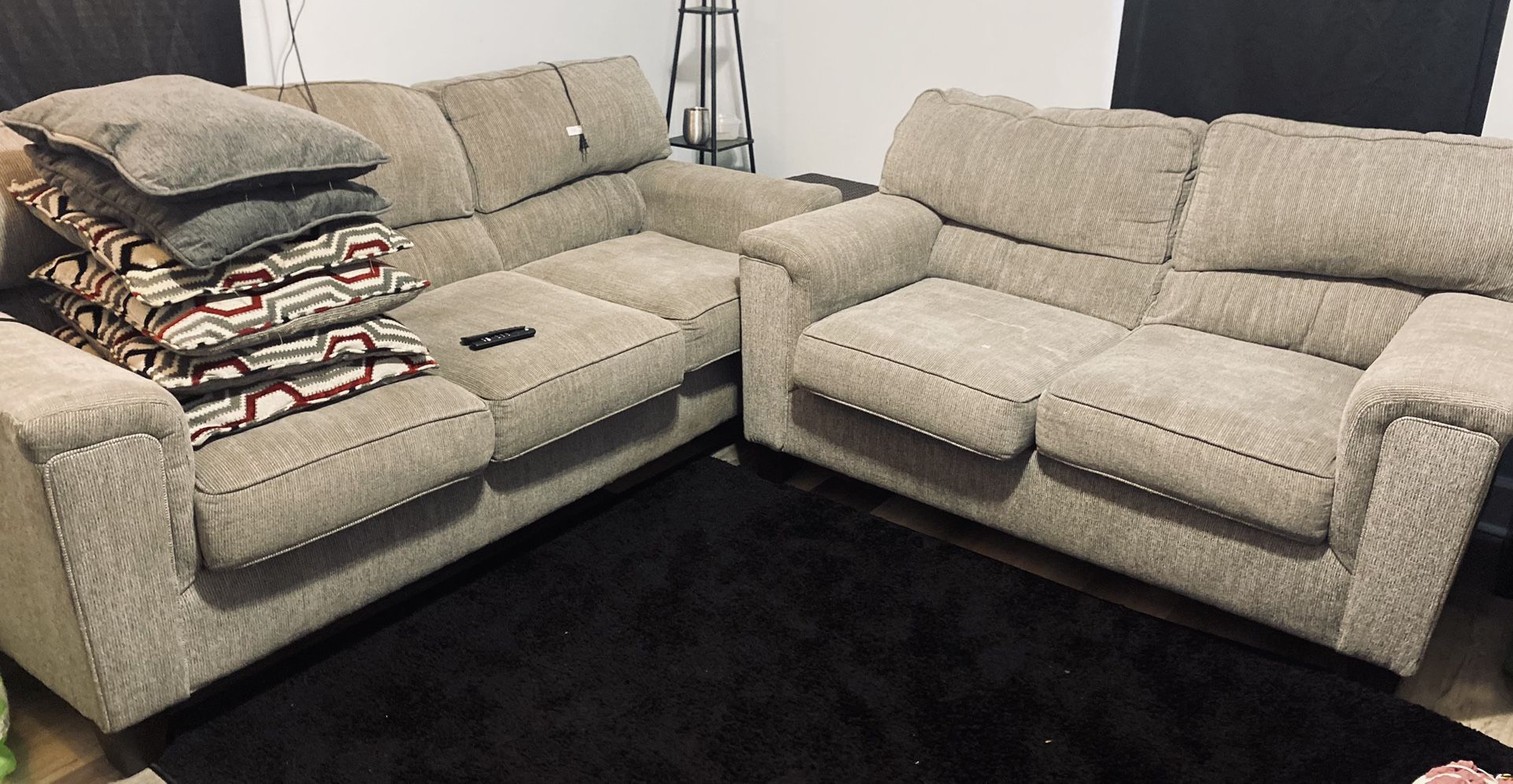 Couch / Couches 