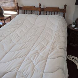 Set, Early American Bed