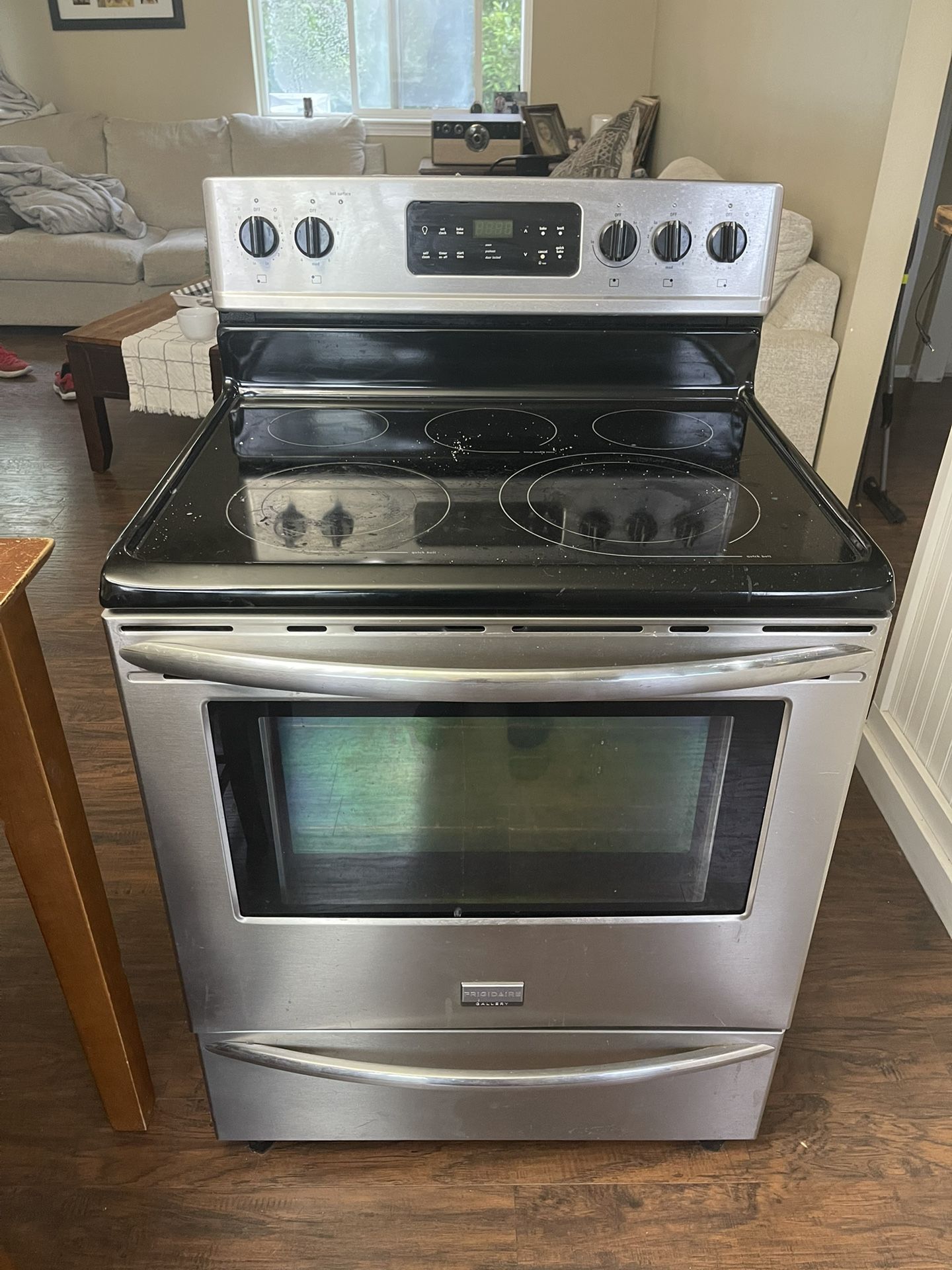 Frigidaire Convection Oven