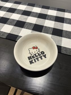 Hello Kitty Pet Bowl