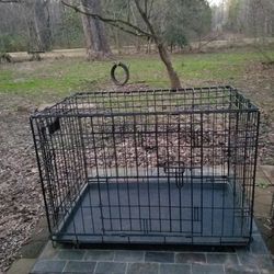 Excellent Condition 36" Kennel
