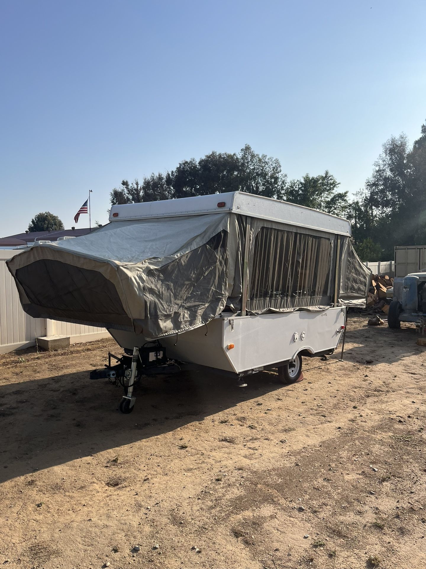 Pop Up Camper Trailer