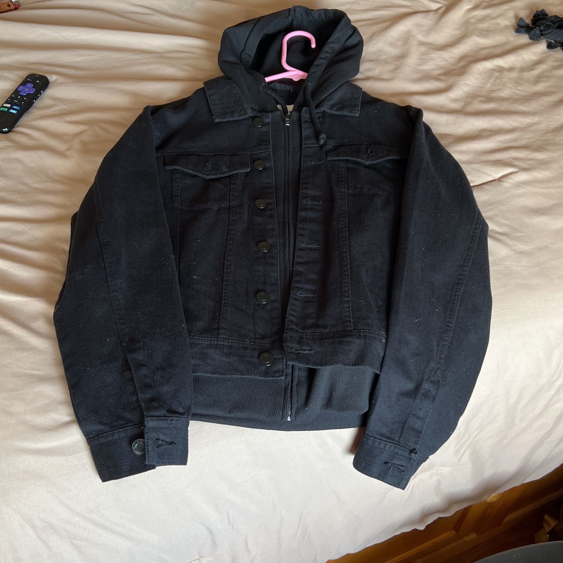 DENIM JACKET WITH HOODIE LINER Small