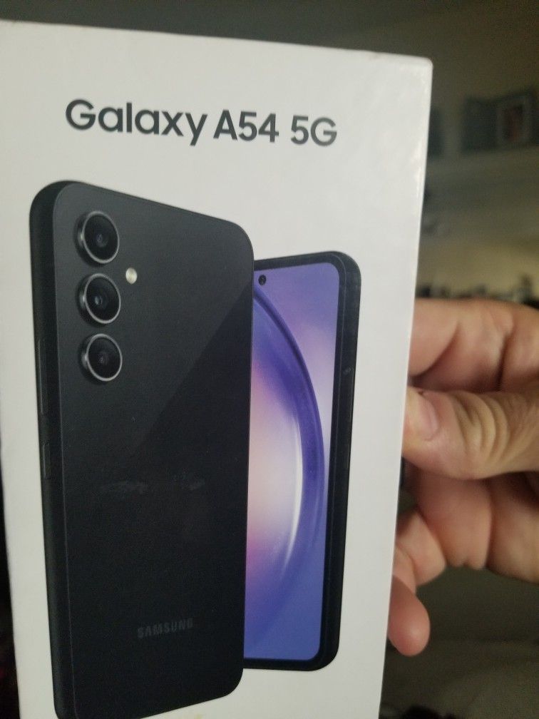 Samsung Galaxy A54 5g Excellent condition With Case