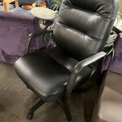 Executive Office Chair 