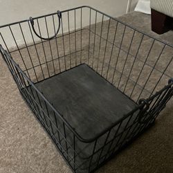 Wire Basket w/ Wooden Base