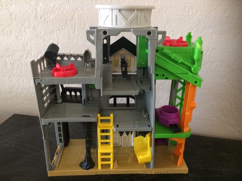 Superhero play sets