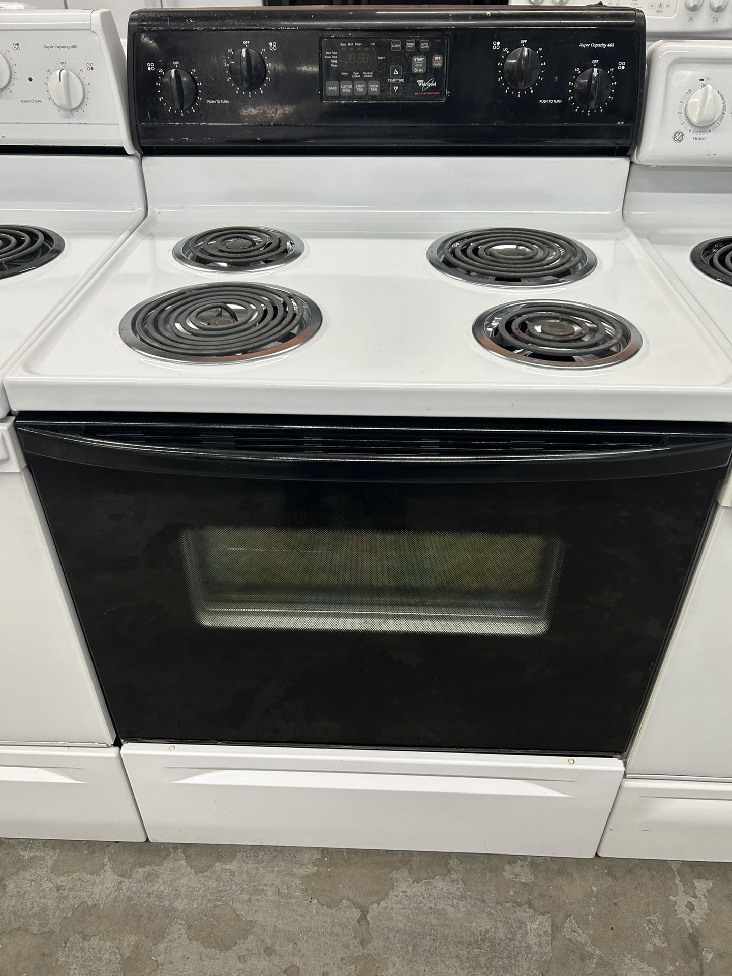 White Self Clean Stove 