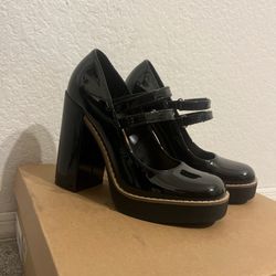 Women Shoes 