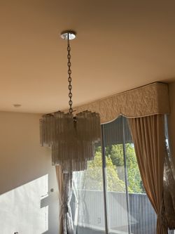 Chandelier 