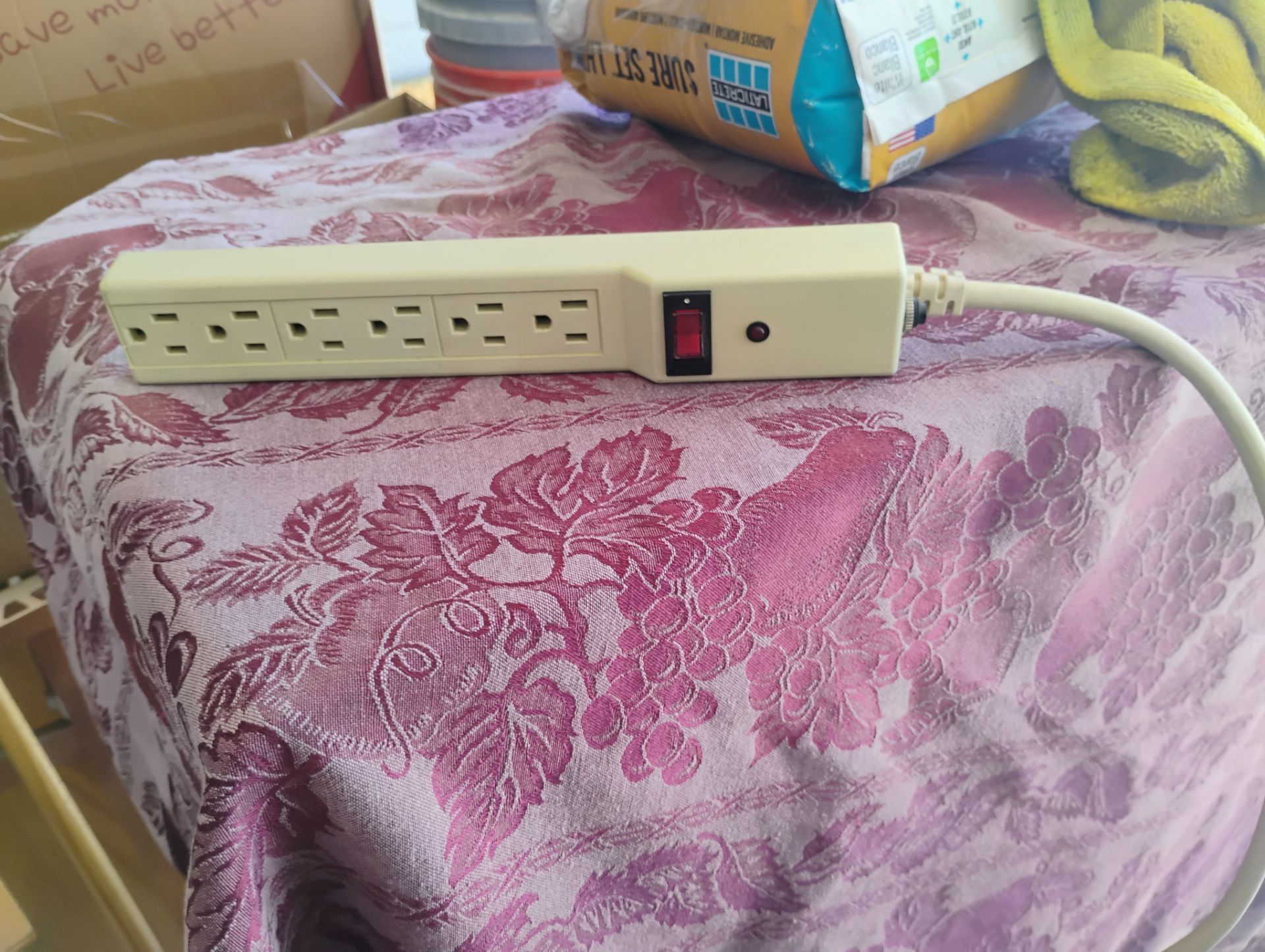 Outlet Power Electrical Wall Plug Socket Surge Protector Strip Switch