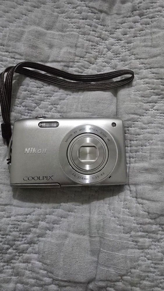Nikon Digital Camera