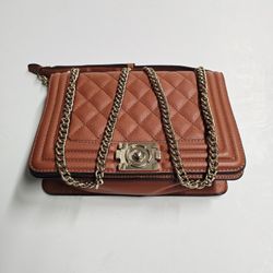 Quilted Purse with Austable Straps 'Orangy-Brown'
