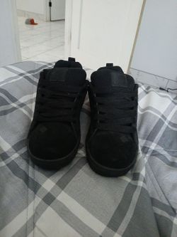 DC Shoes Black Suede High-Top Sneakers