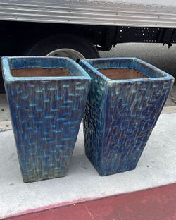 2 LARGE BLUE GLAZED POTS PLANTERS DECORATION GARDEN