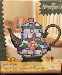 Tiffany style teapot lamp