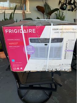 FRIGIDAIRE AC UNIT