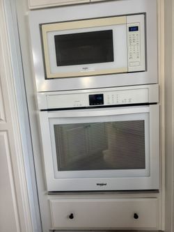 Whirlpool Oven And Microwave
