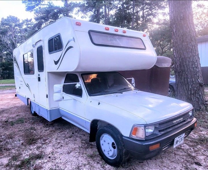 Totally Refurbished 1991 Toyota Rv