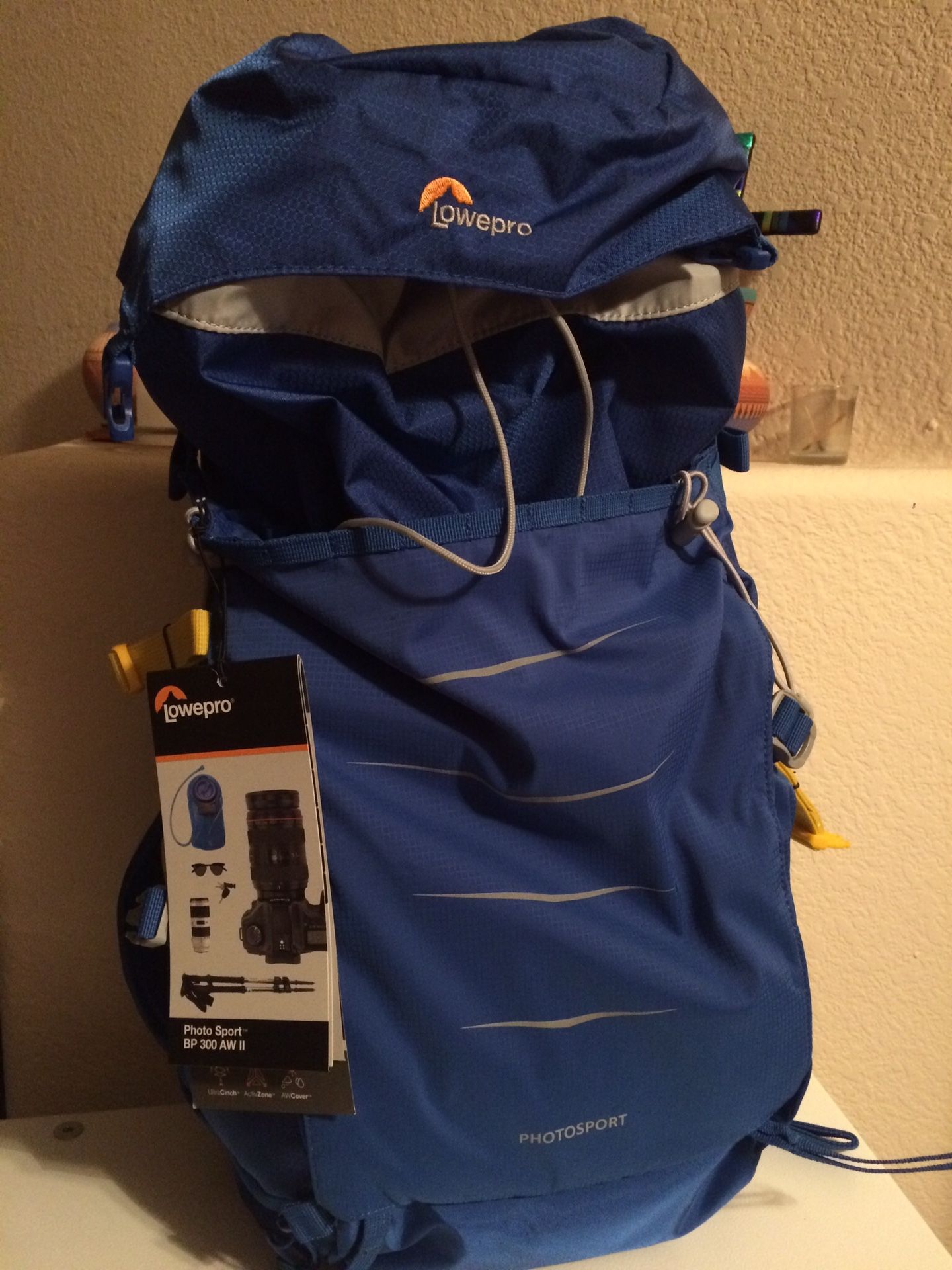 Lowepro Photo Sport 300 AW II - Outdoor Sport DSLR Camera Backpack