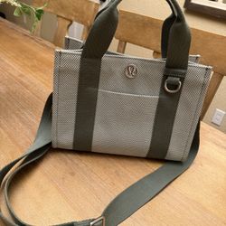 Lululemon Bag 