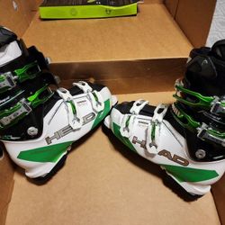 Ski Boot Size Mens 8.5 Like New