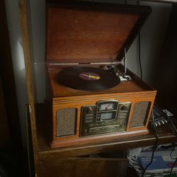 Crosley Record Player/ CD/Radio Turntable