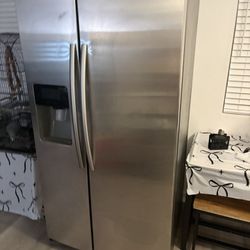 Samsung Fridge (Works)