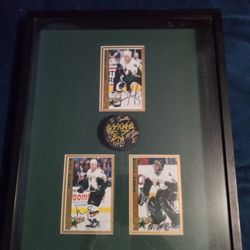 Dallas Stars Shadowbox Autographed Pictures And Puck 