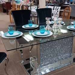 Glass Table With Glitter 