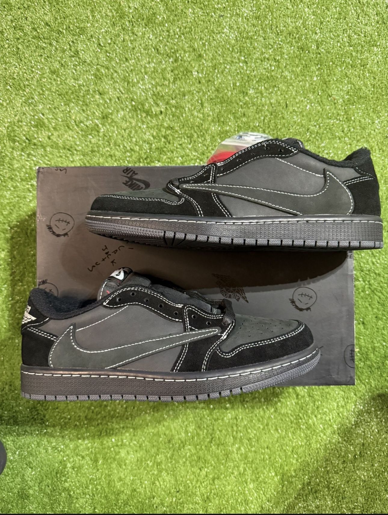 Travis Scott Phantom Jordan 1 Low