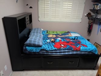 Queen captains bed, wooden, espresso color, has drawers