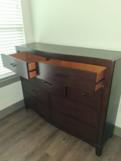 Moving sale- Monticello bedroom set