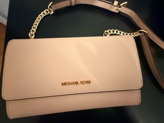 Michael Kors light pink bag