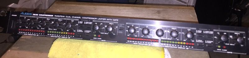 Alesis compressor
