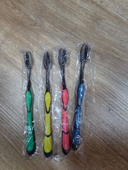 Adult Toothbrushes
