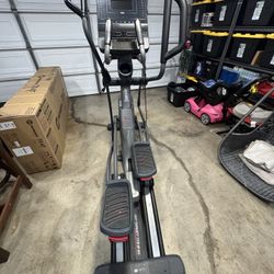 Free Motion 845 Elliptical