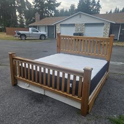 King Size Bed Frame Head/Footboard With Mattresss