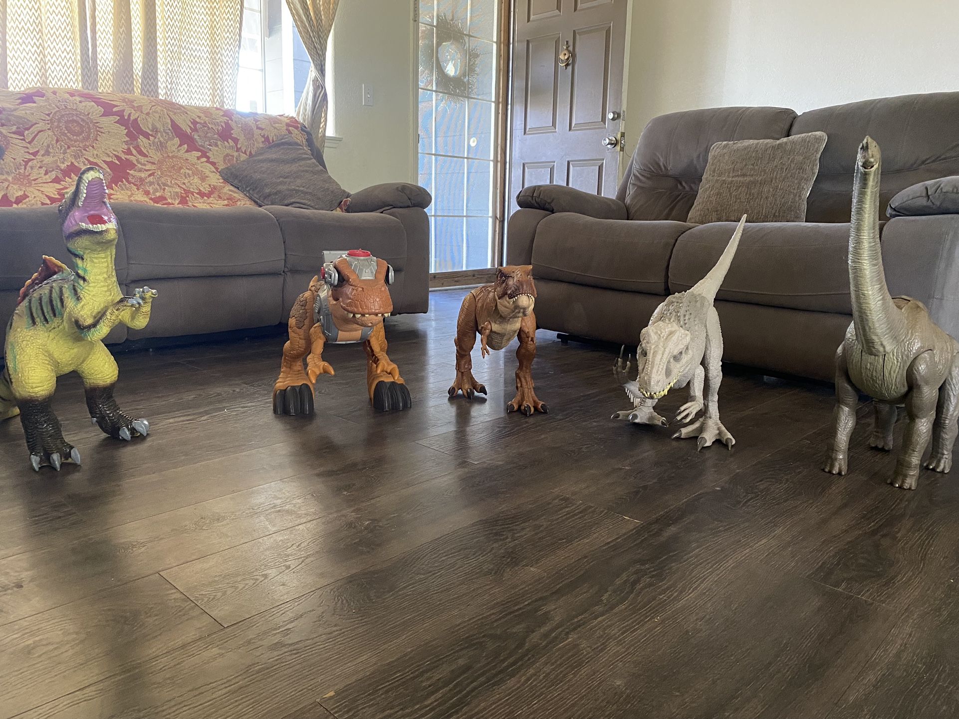 Jumbo Dinosaurs