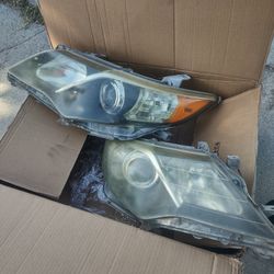 2012 Toyota Camry Headlights For Sale