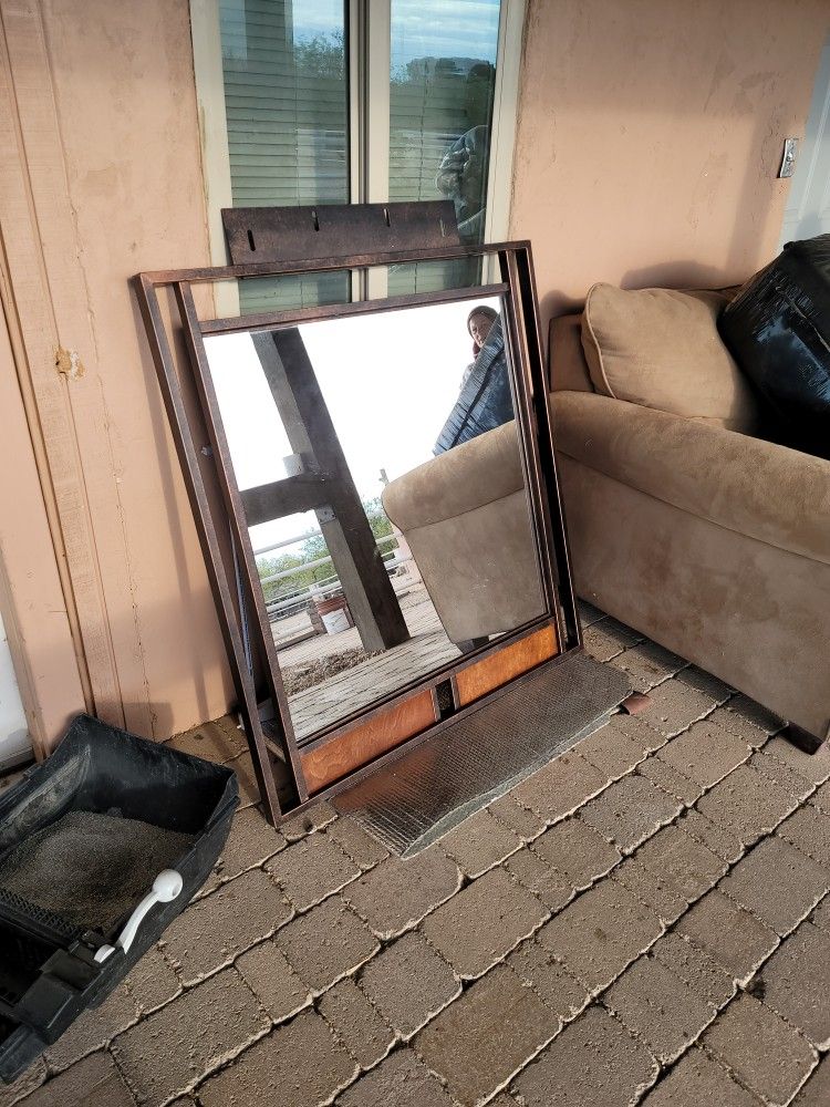 Mirror Without Chest