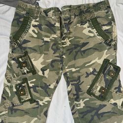 Men’s Cargo Pants (Green Camo) Size 32x32